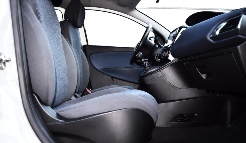 
								Lancia Ypsilon 1.0 Firefly Hybrid 70 cv Gold full									