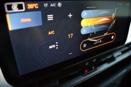 
										Jeep Avenger 1.2 Turbo e-hybrid mhev fwd 110cv eDCT6 Summit full									