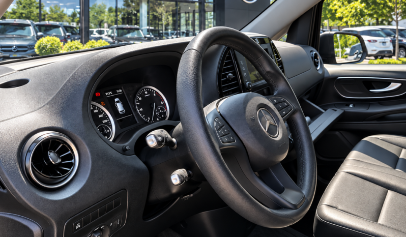 
								Mercedes-Benz Vito 114 CDI Extra-Long 9G-Tronic Tourer Select full									
