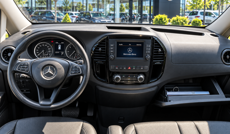 
								Mercedes-Benz Vito 114 CDI Extra-Long 9G-Tronic Tourer Select full									