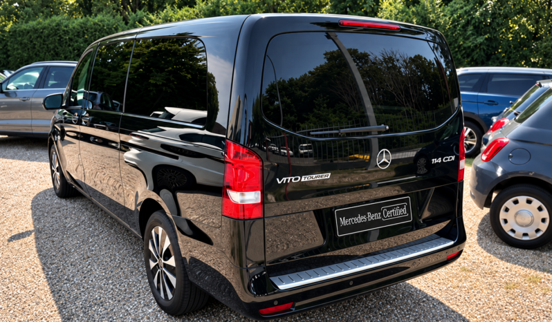 
								Mercedes-Benz Vito 114 CDI Extra-Long 9G-Tronic Tourer Select full									